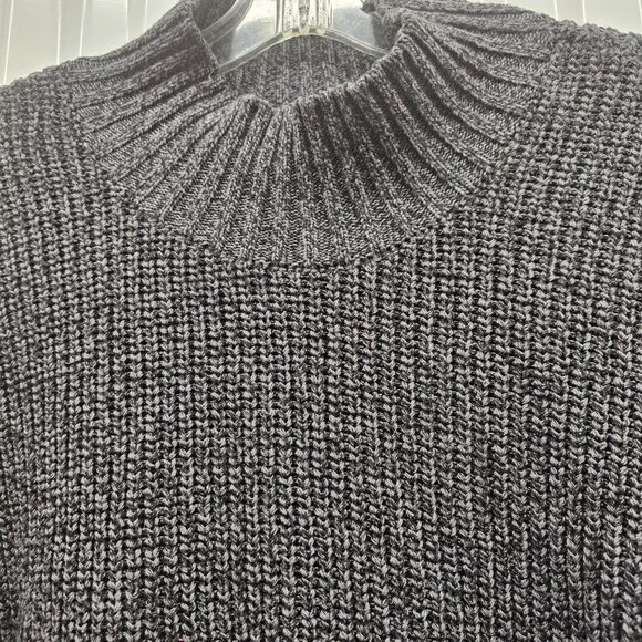 Bize Knitwear Women's Charcoal & Orange Colorblock Cold Shoulder Knit Sweater Si - Picture 5 of 10